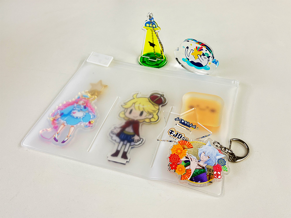 アクリルスタンドの収納方法おすすめ5選！　おしゃれに整理＆保管する方法を徹底解説